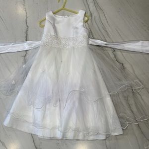 Flower girl dress. 3 sizes available-7/8, 5/6, 3/4